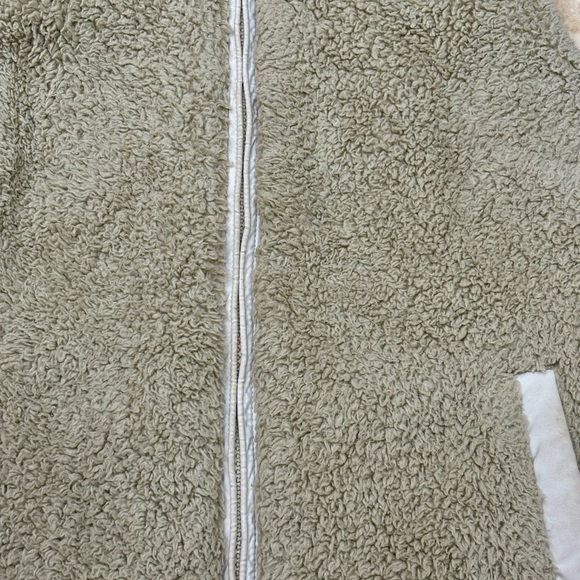 Patagonia Women’s Los Gatos Fleece Vest. Seabird Grey. Size Small - Picture 11 of 13